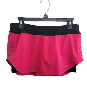Medium Nike Dri-Fit hot pink athletic skirt with pocket & black built-in skirt